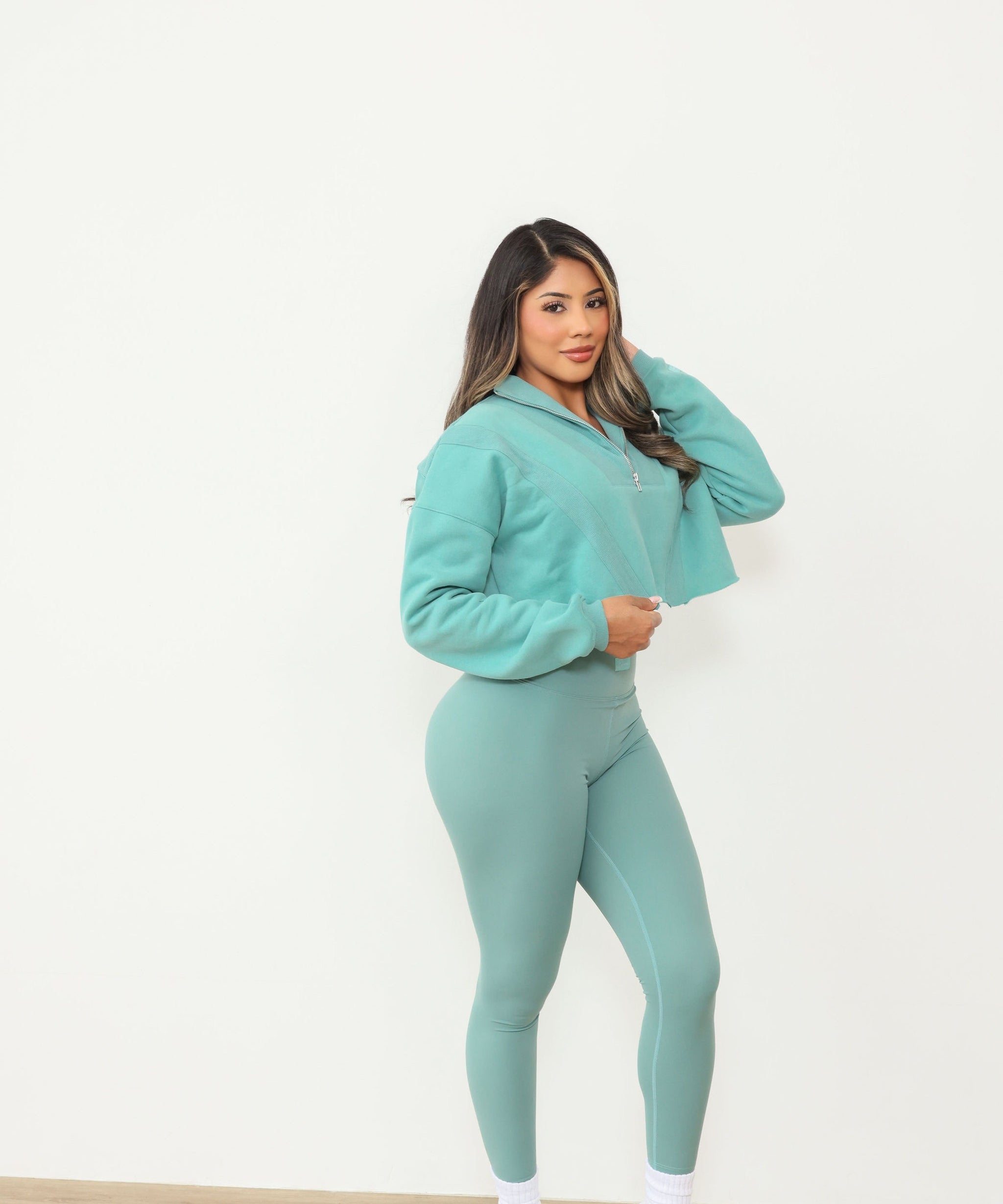 Pre-order: Luxe Legging + Cropped Sweater Set Spring- 04/20/26 Ship Date